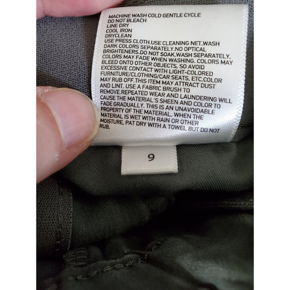 Uniqlo comfy elastic soft drawstring at interior waist size 9 jeans - Picture 4 of 5